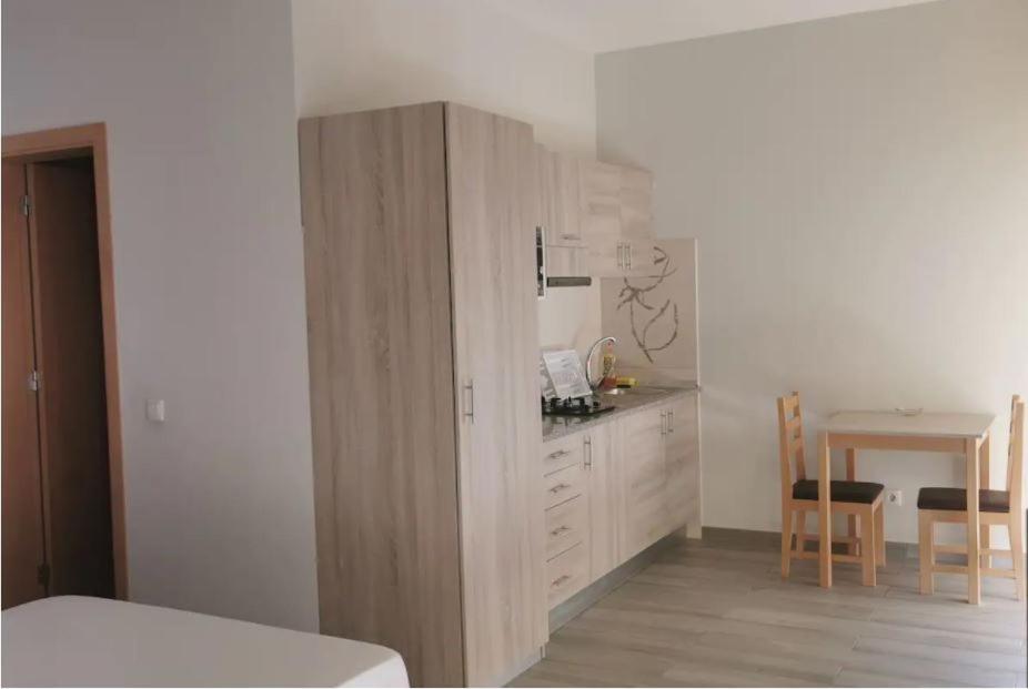 Ellen Apartamento T0 - Inforsal Эшпаргуш Экстерьер фото