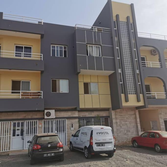 Ellen Apartamento T0 - Inforsal Эшпаргуш Экстерьер фото